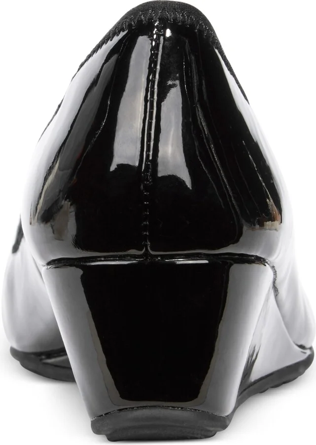 Bandolino Women's Tad Wedge Pumps - Image 11