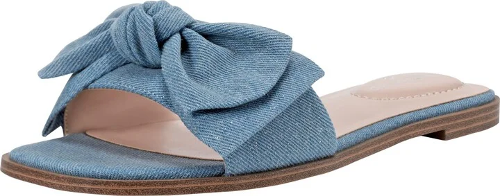 Bandolino Women's Violeta Flat Sandal
