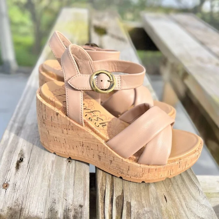 Barbados Wedge In Cashew
