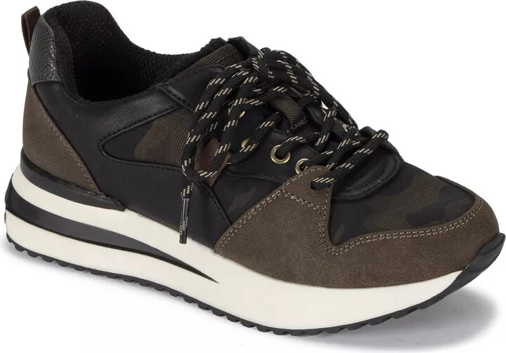 Baretraps Cabriole Sneaker