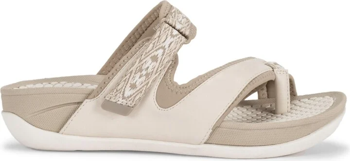 Baretraps Deserae Women's Slide Sandal - Image 6