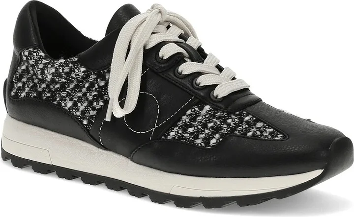 Black/Off White
