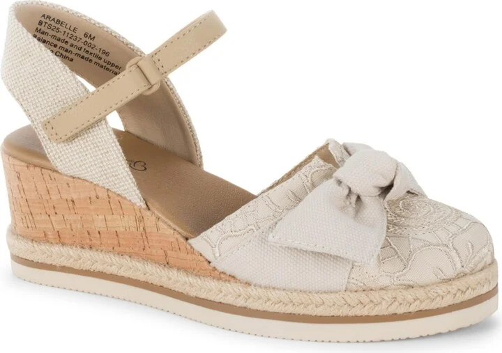 Baretraps Women's Arabelle Closed Toe Wedge Sandals