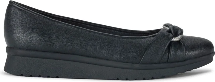 Baretraps Women's Aurora Ballet Flats - Image 2