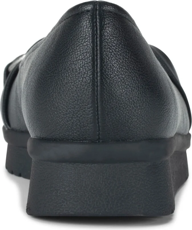 Baretraps Women's Aurora Ballet Flats - Image 3
