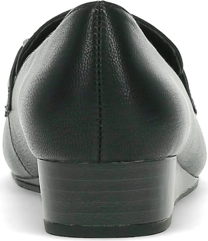 Baretraps Women's Caddie Loafer - Image 3