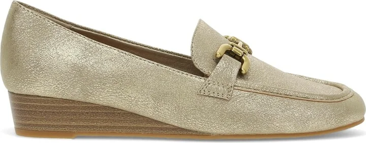 Baretraps Women's Caddie Loafer - Image 6