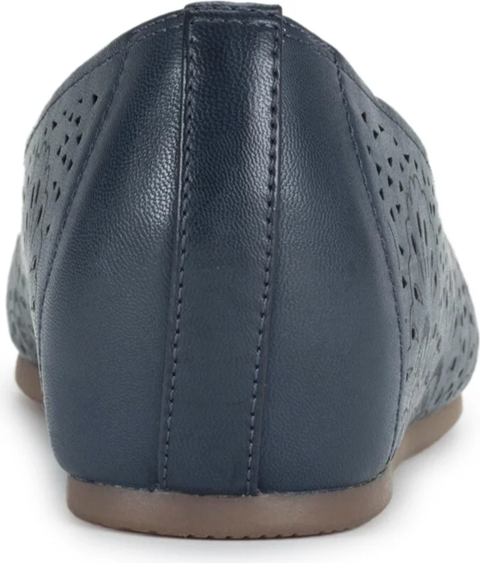 Baretraps Women's Chika Ballet Flats - Image 3