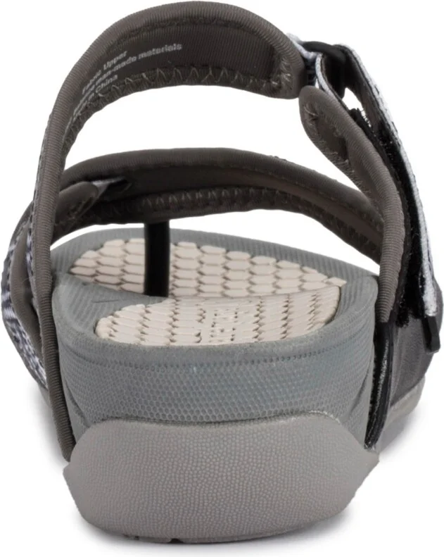 Baretraps Women's Deserae Rebound Flat Sandals - Image 4
