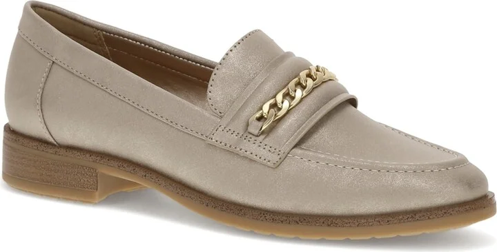 Baretraps Women's Emmie Loafer