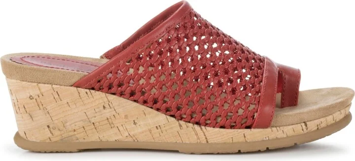 Baretraps Women's Faye Wedge Sandals - Image 6