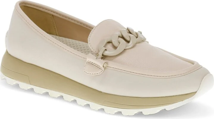 Baretraps Women's Gael Slip-On Loafer
