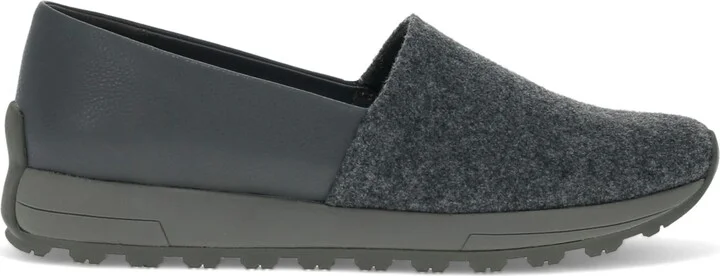Baretraps Women's Gennie Slip On Loafer - Image 2