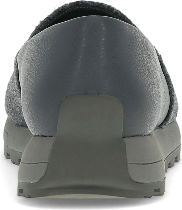 Baretraps Women's Gennie Slip On Loafer - Image 3