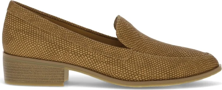 Baretraps Women's Hydie Loafer - Image 6