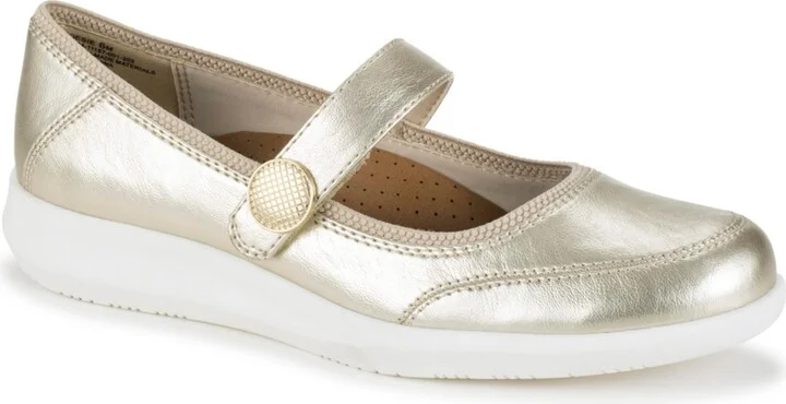 Baretraps Women's Joesie Mary Jane Ballet Flats