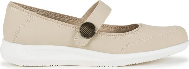 Baretraps Women's Joesie Mary Jane Flats - Image 2