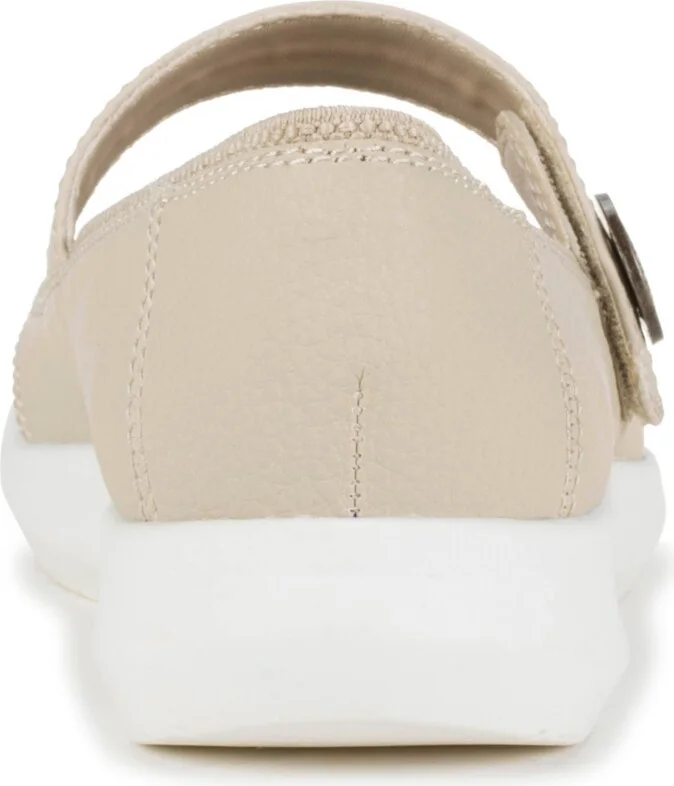 Baretraps Women's Joesie Mary Jane Flats - Image 3