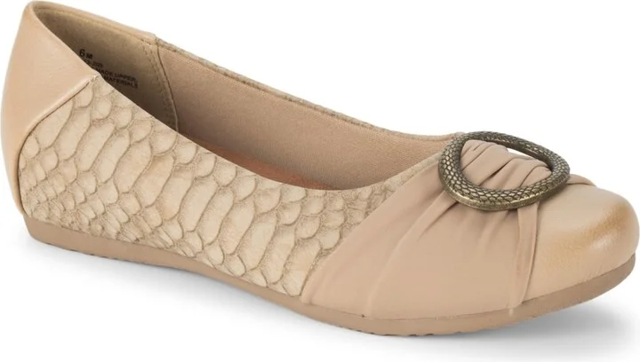 Baretraps Women's Mabely Flats - Image 7
