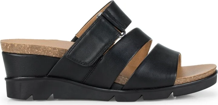 Baretraps Women's Michi Wedge Sandals - Image 6