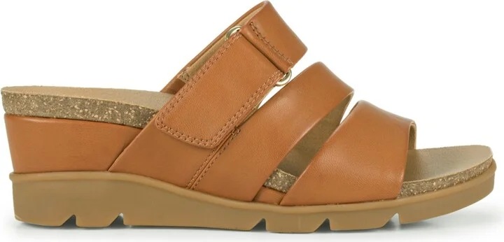 Baretraps Women's Michi Wedge Sandals - Image 10