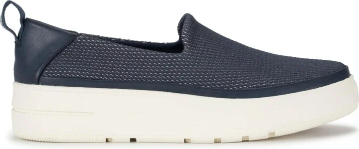 Baretraps Women's Nevin Slip On Sneakers - Image 6