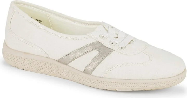 Baretraps Women's Vannie Slip On Sneakers