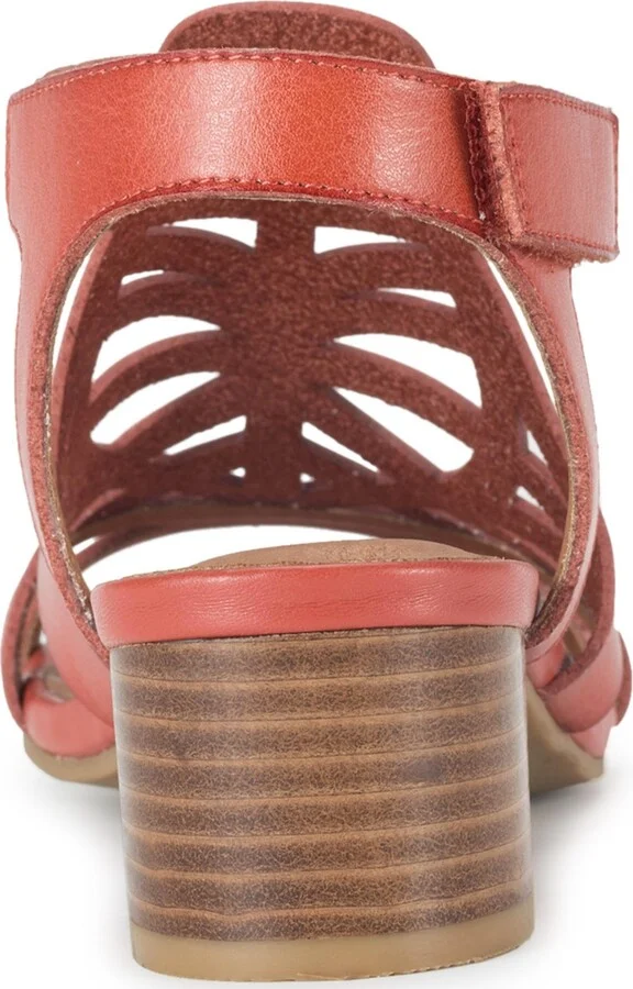 Baretraps Women's Velvet Block Heel Sandals - Image 4