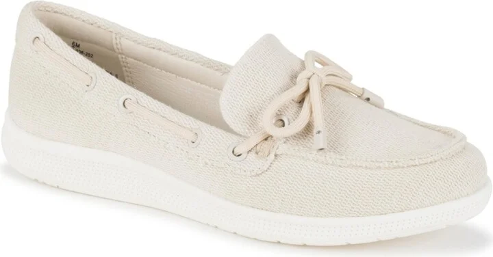 Baretraps Women's Venia Flat Boat Shoes