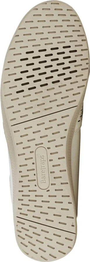 Baretraps Women's Viccia Slip On Flats - Image 5