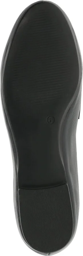 Baretraps Women's Wyatt Loafer - Image 5