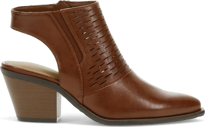 Baretraps Women's Yangley Block Heel Booties - Image 2
