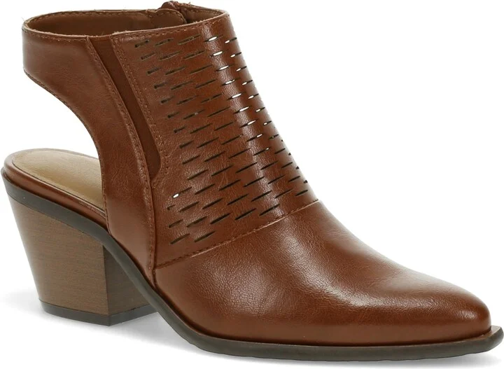 Baretraps Women's Yangley Block Heel Booties