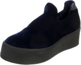 Barney's New York - Image 2