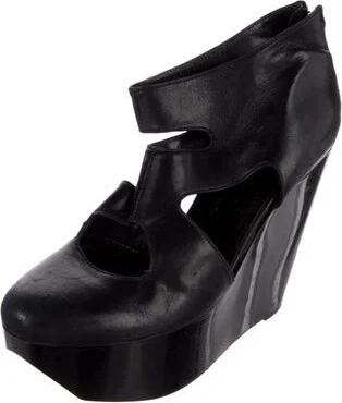 Barney's New York - Image 2