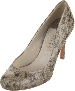 Barney's New York - Image 2