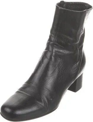 Barney's New York - Image 2