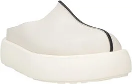 Barracuda Woman Mules & Clogs - Image 2