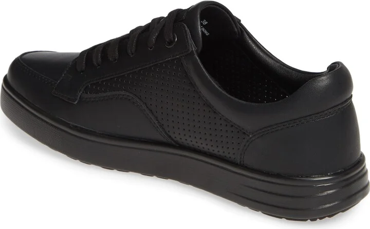 Baseq Low Top Sneaker - Image 2