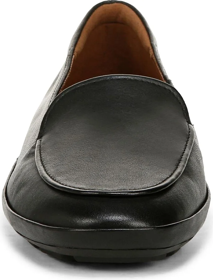 Bashful Loafer - Image 4