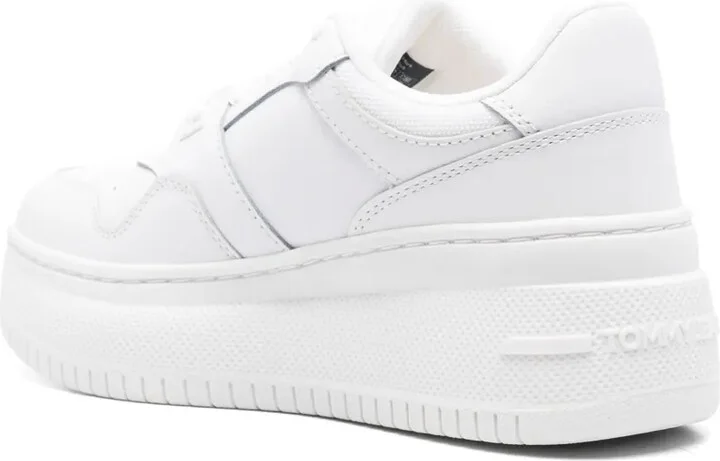 Basketball sneakers - Image 3