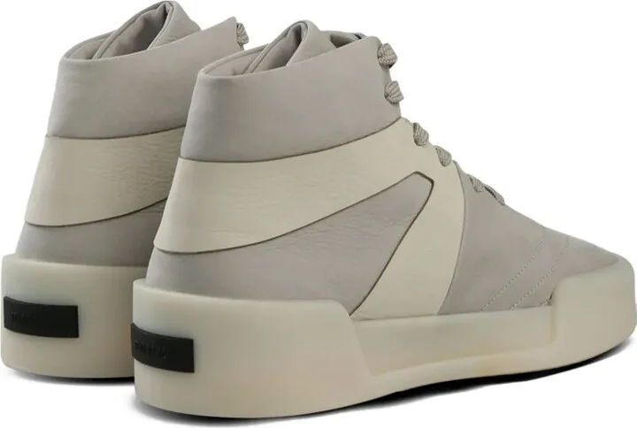 Basketball sneakers - Image 3