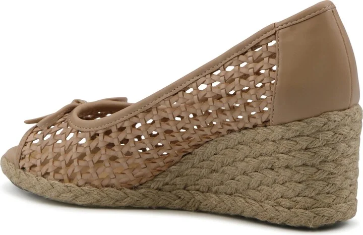 Batches Espadrille Wedge Pump - Image 2