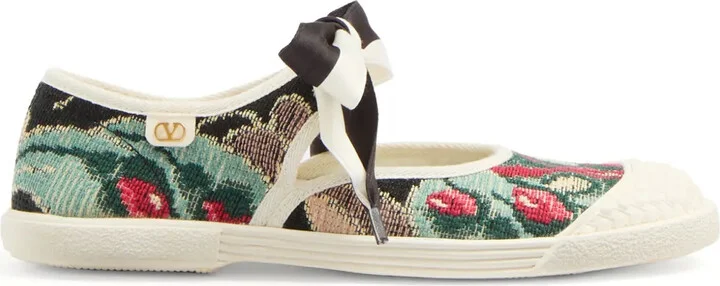 Bay By Bay flat pumps