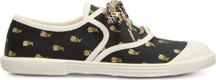 Bay By Bay sneakers
