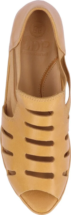 Bayla Wedge Sandal - Image 5