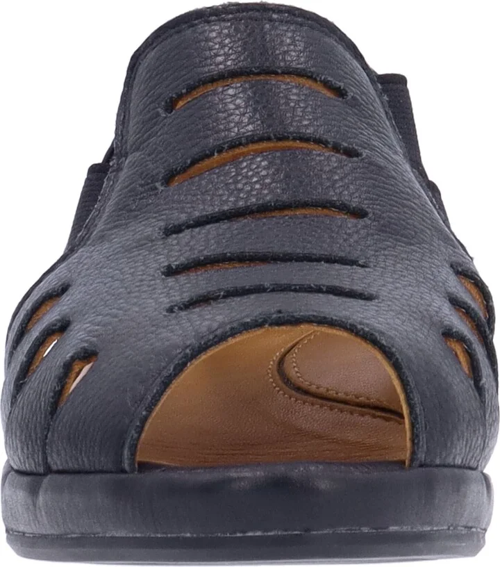 Bayla Wedge Sandal - Image 11