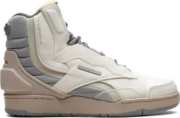 BB 4000 II Nasa sneakers