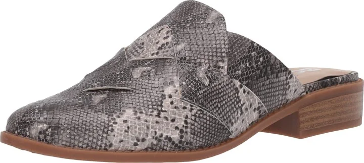 BC Footwear Women's Assertive Mule