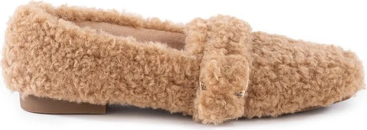 BC Footwear Women's Bad Romance Shearling Loafer Flat